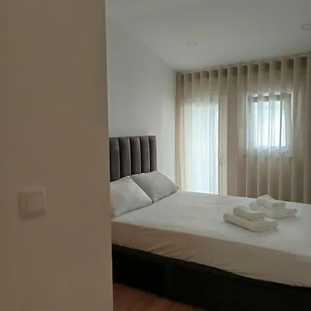 Casa Alem Da Ponte * فوزيلا