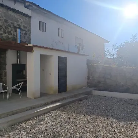 Casa Alem Da Ponte