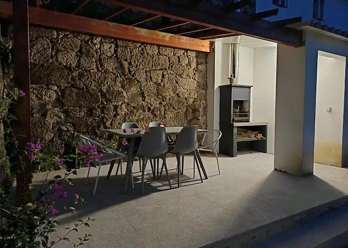 Casa Alem Da Ponte 度假居 *